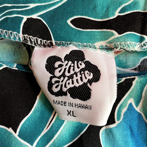 Hilo Hattie Blue Black 100% Cotton Scoop Neck Short Sleeve Blouse with Tie Waist - Picture 4 of 6